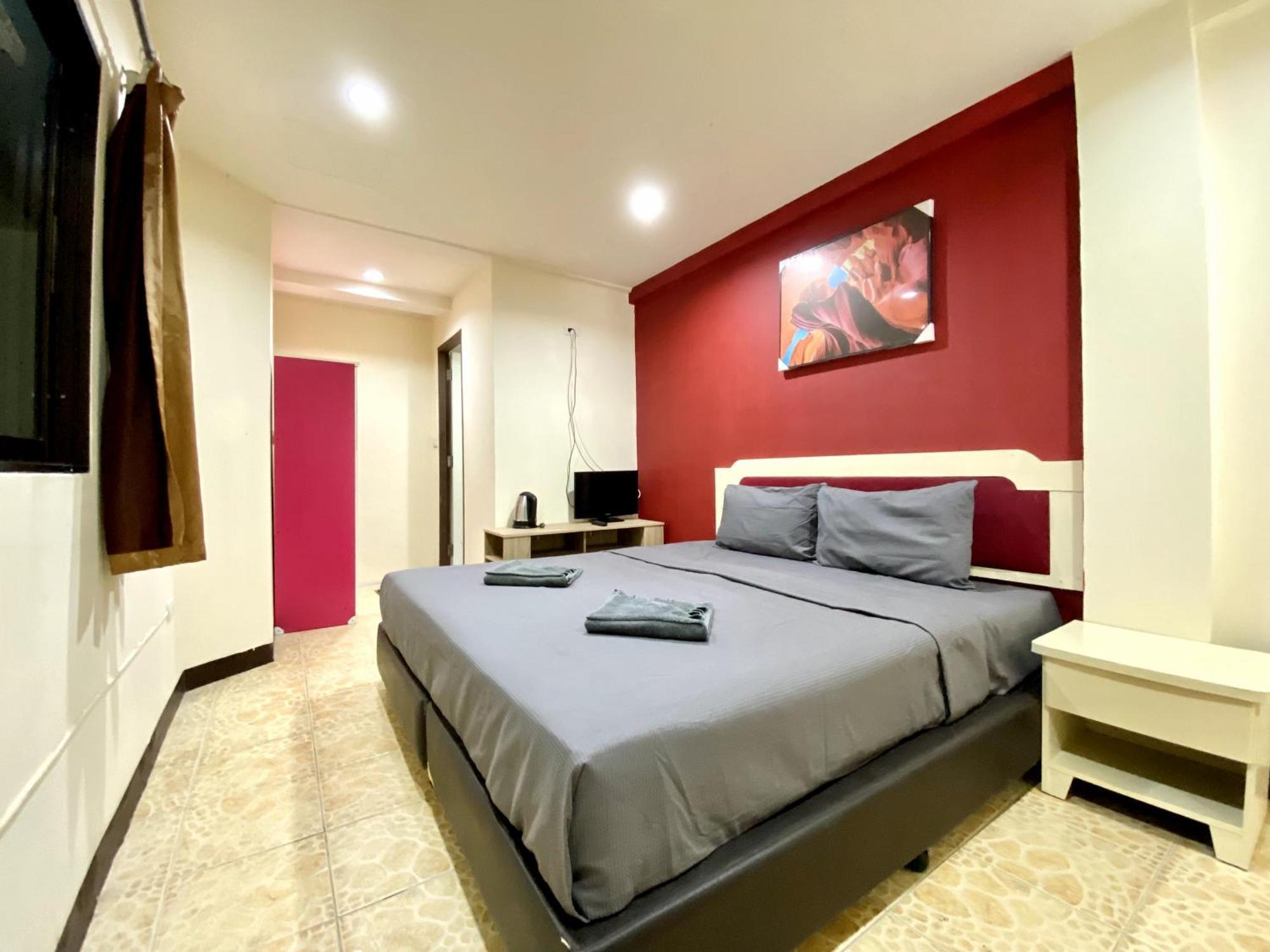 Patong Adventure Hostel 外观 照片